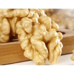 Light Halves Walnut Kernels 4